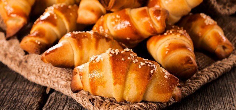 wineverse_wlog_barbara-giglioli_tergeno-fattoria-zerbina-e-cornetti-salati_header2